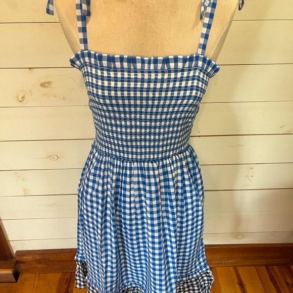 Draper James Taylor Smocked Dress - Picture 2 of 6